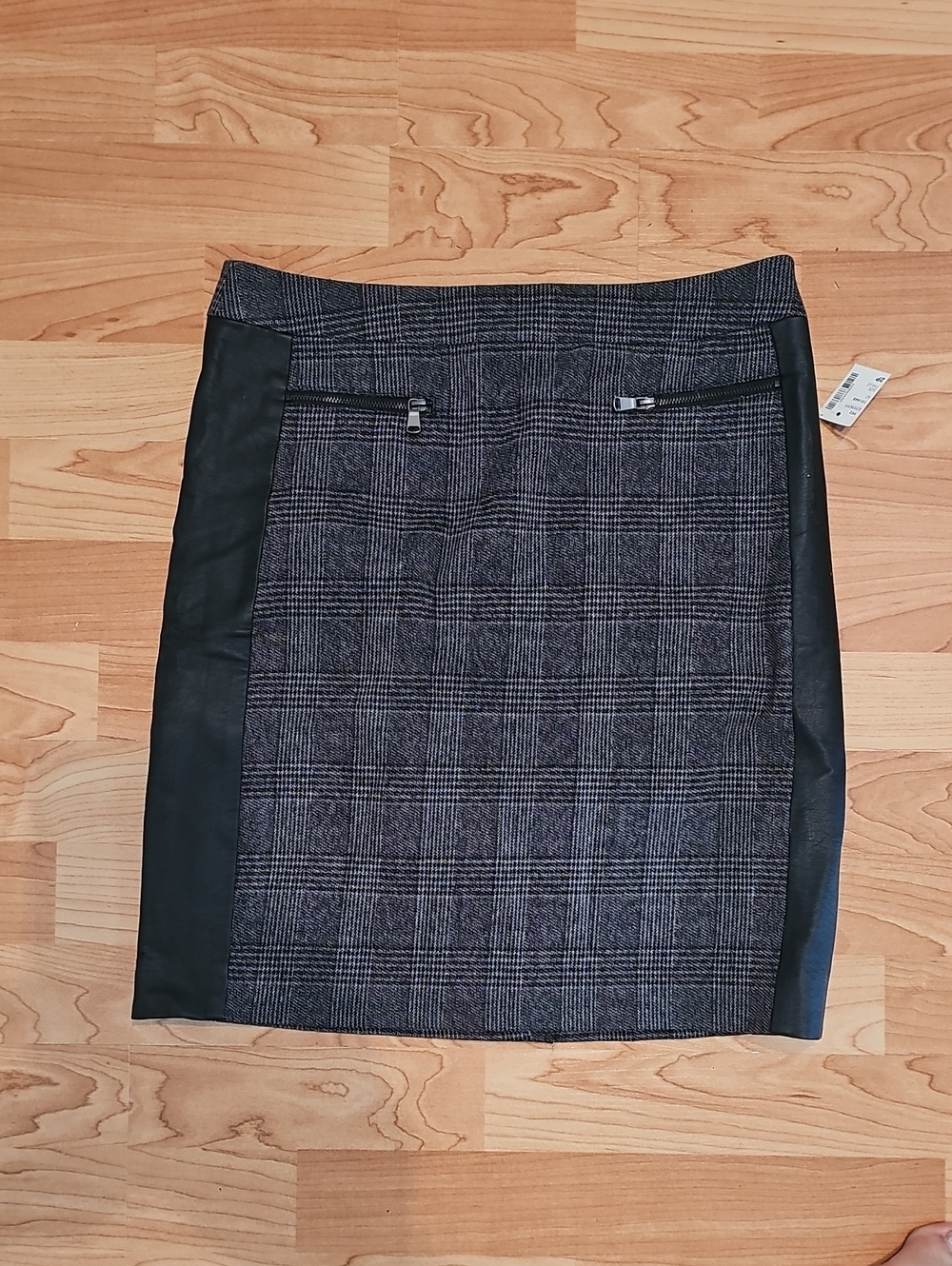 Reitmans Gray Plaid Pencil Skirt with Black Side Panels